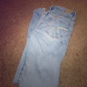 Size 2, stretchy. Only worn 3 times