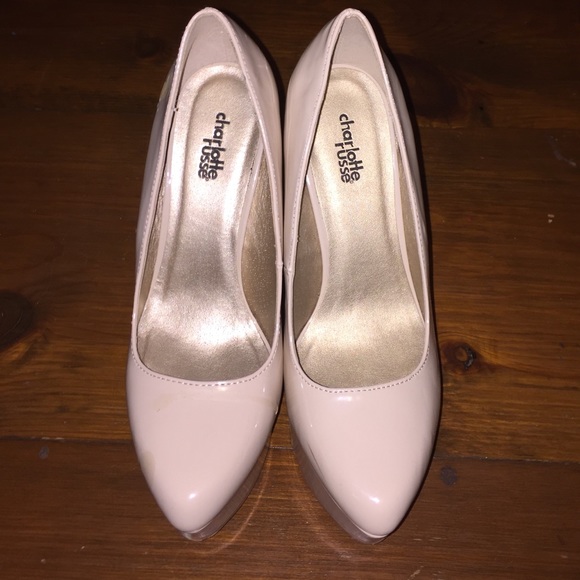 Nude shoes