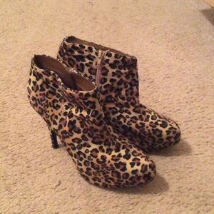 Leopard Print Booties🔥