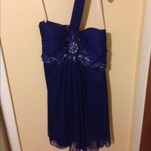 Short royal blue one strap cocktail/prom dress.