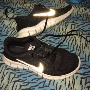 Nike free runs