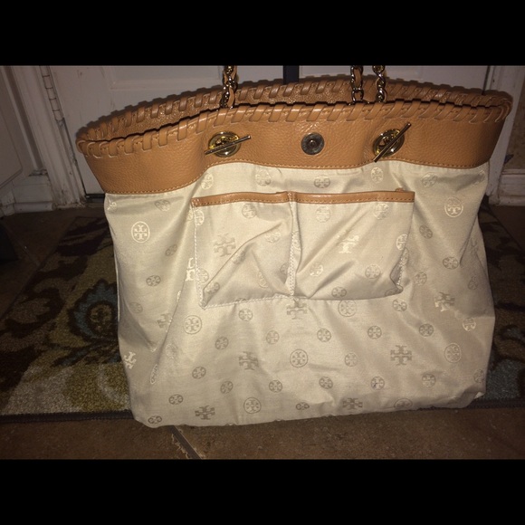 Tan Tory Burch marion chain shoulder tote - Picture 3 of 4