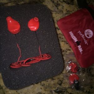 IRONMAN Series Sport Earphones with Cloth Cords