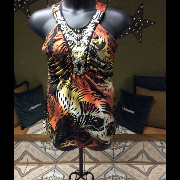 Colorful leopard print top