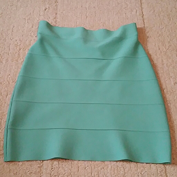 Lt aqua Powerskirt