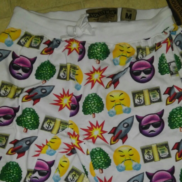 Emoji shorts - Picture 1 of 1