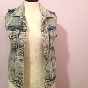 Faded denim Brandy Melville Vest