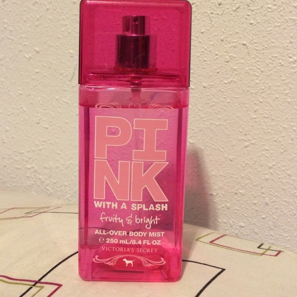PINK Victoria Secret Body Mist