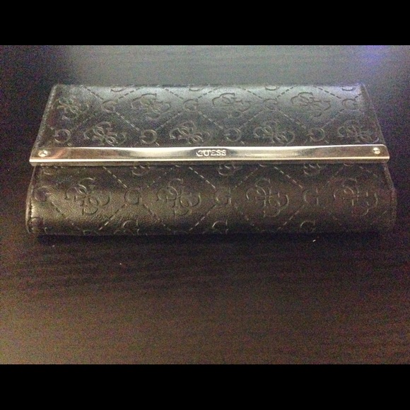 Guess black wallet
