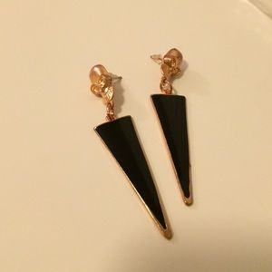 Retro Black Triangle Drop Gold Skull Earrings