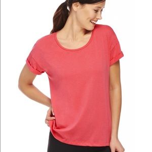 Fabletics Brooke Tee II in Pop Coral Medium