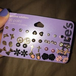 20pc earrings