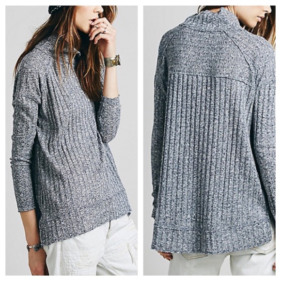 Free People Sweaters - 🚫Bundled🚫Free People Ribbed sweater