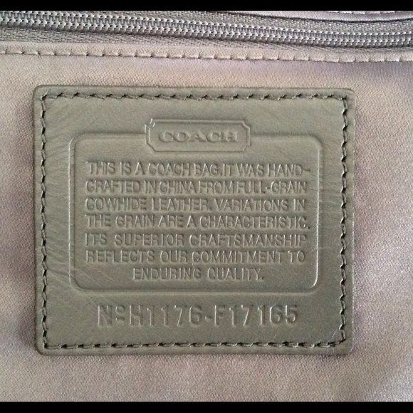 Authentic Coach - Picture 4 of 4