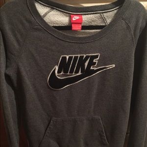 NIKE CREWNECK