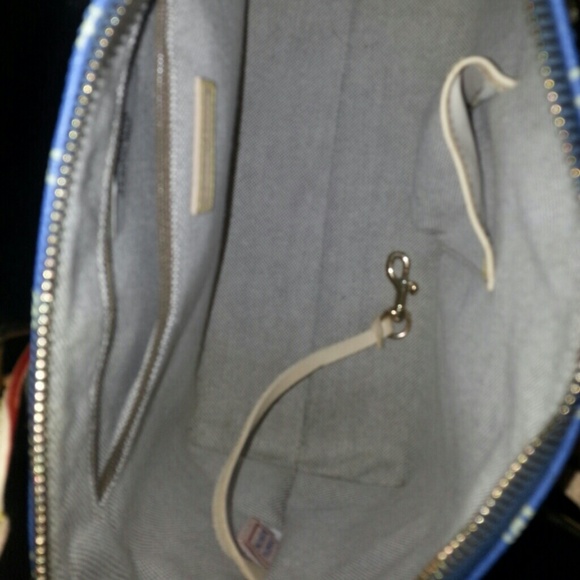 AUTHENTIC DOONEY and BOURKE SATCHEL - Picture 3 of 4