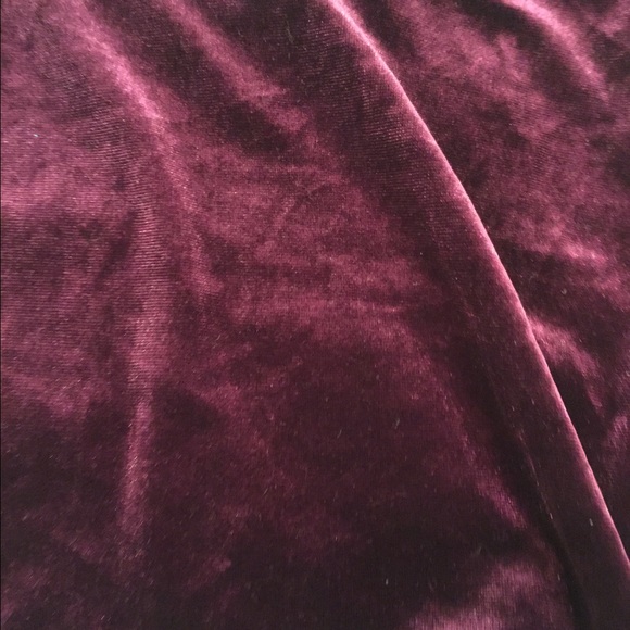 Burgundy velvet flowy skirt - Picture 2 of 3