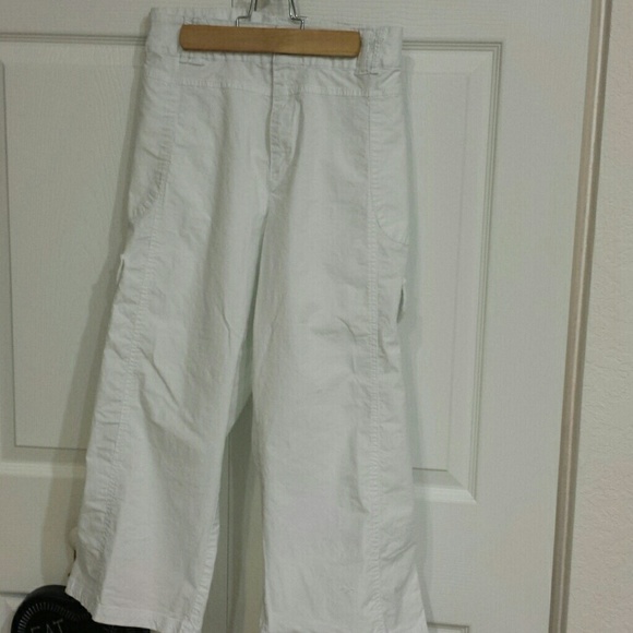 White cargos