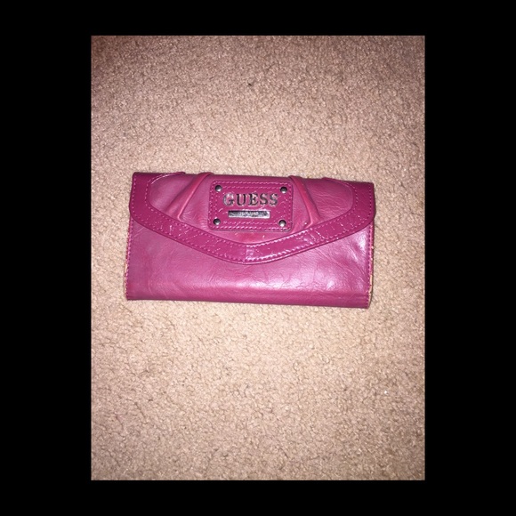 Guess Wallet