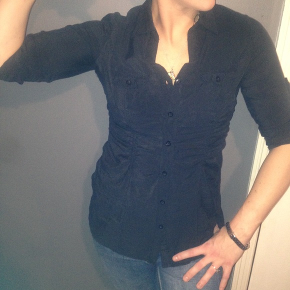 Antilia femme sheer button down top