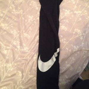 Silver Nike swoosh leggings