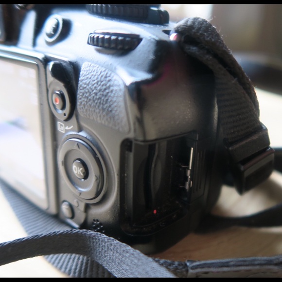 ✨Nikon D3100✨ w/ 18-55 mm lens - Picture 3 of 4