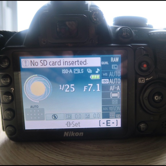 ✨Nikon D3100✨ w/ 18-55 mm lens - Picture 4 of 4