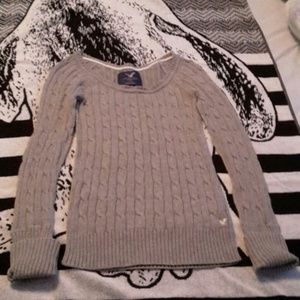 American Eagle Sweater
