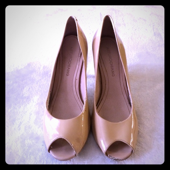 Nude Patent Leather Peep Toe Pumps, Size 6