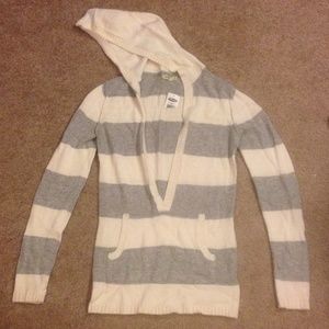 New Old Navy hooded sweater