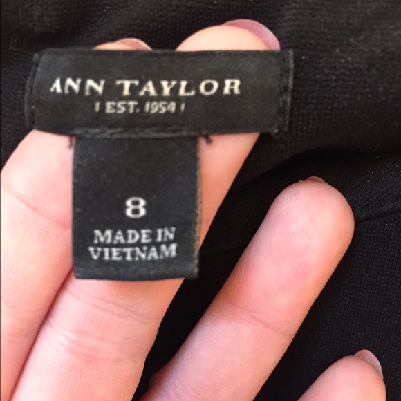 Black dress - Picture 2 of 3