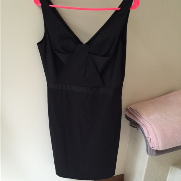 Little black dress - Picture 3 of 4