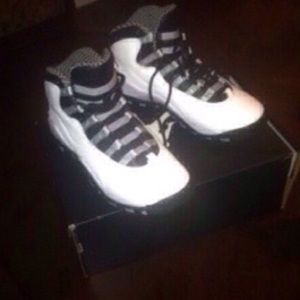 Jordan Retro 10s