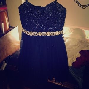 2014 homecoming dress. Size 13