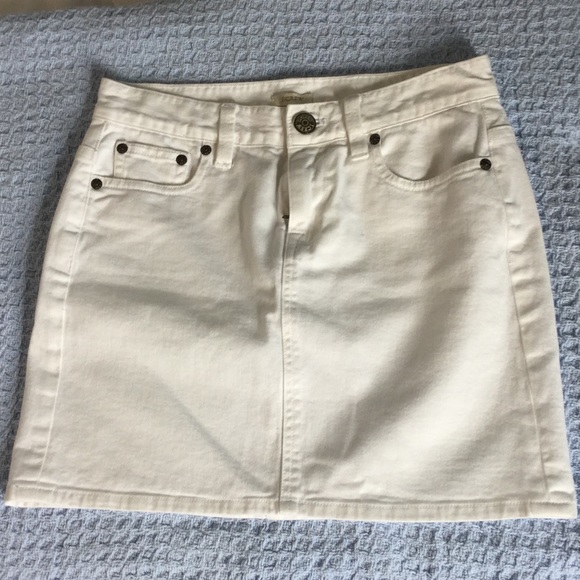 J. Crew Denim - ⏳GONE 8/15⏳ J. Crew lightweight denim skirt