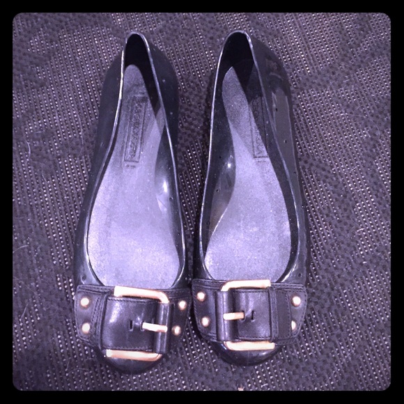 bcbg black flats