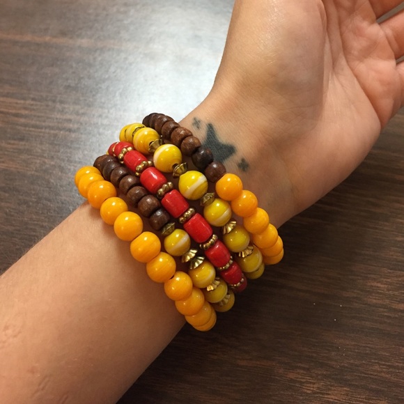 ✨bracelet bundle✨ - Picture 2 of 2