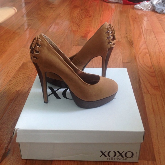 Xoxo Footwear Hanna Pumps