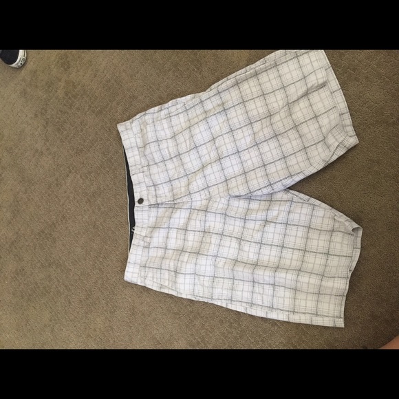 Men's Volcom shorts