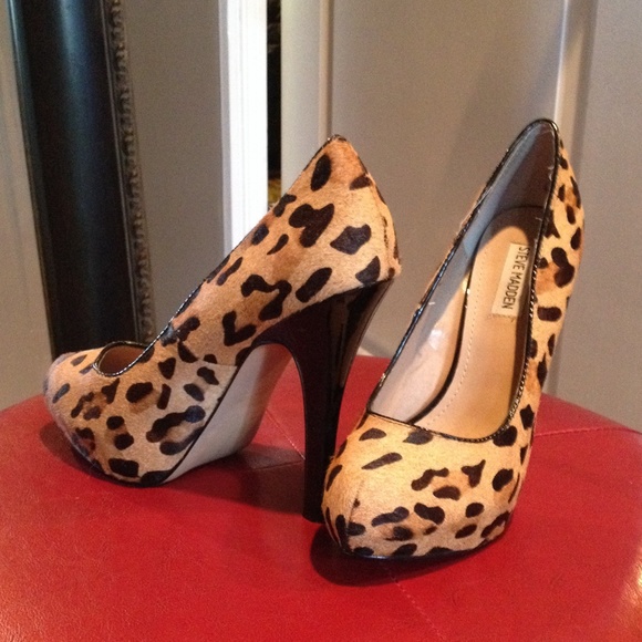 Steve Madden animal print heel. Firm price - Picture 3 of 4