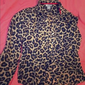 Long sleeve, cheetah button up blouse.