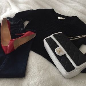 Black sweater crop top