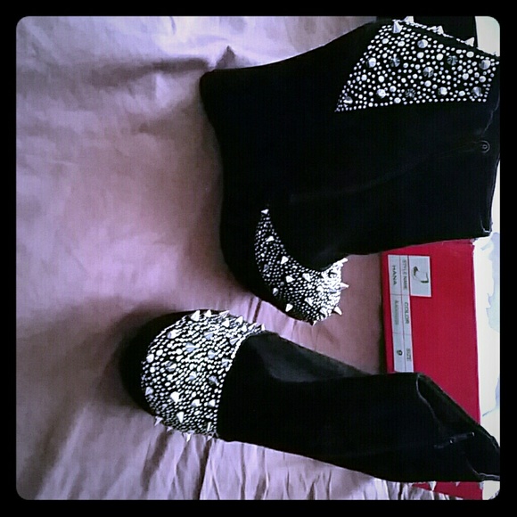 ALBA Wedge ankle boots