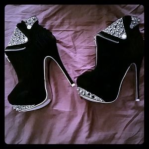 ALBA Platform heel boots!