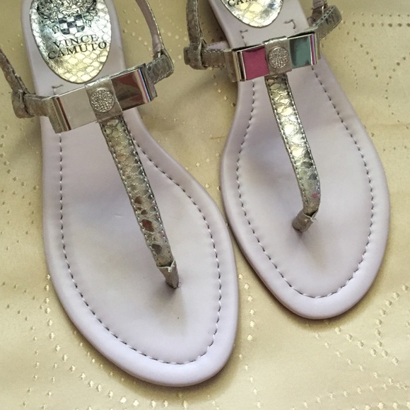 🚫SOLD🚫 New Vince Camuto Metallic Sandals Sz 6 - Picture 2 of 4
