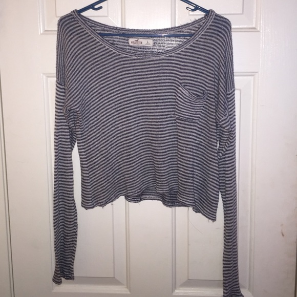 Hollister Longsleeved crop top