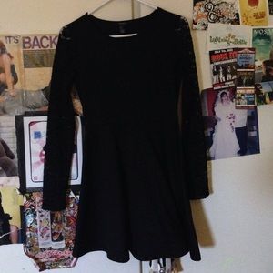 Forever 21 Long lace sleeve Dress