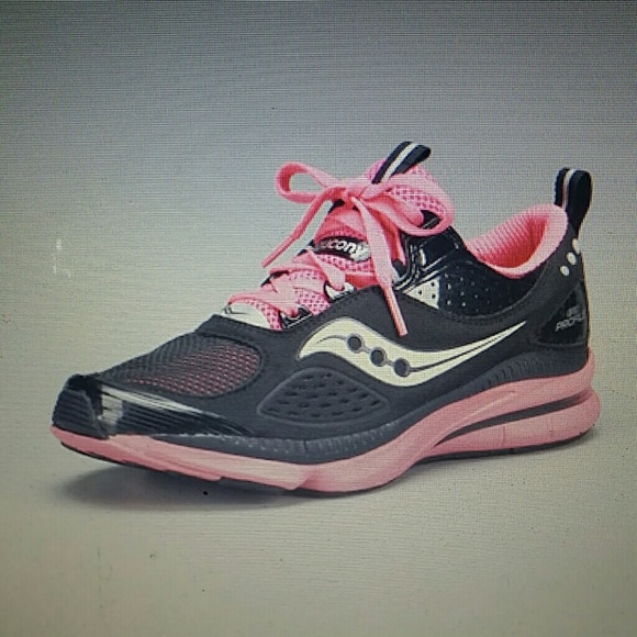 saucony mayhem womens