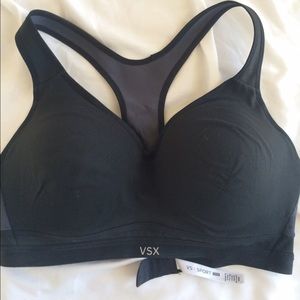 ❗️FINAL SALE ❗️Incredible by Victoria sports bra