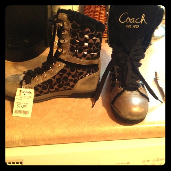 Coach boots